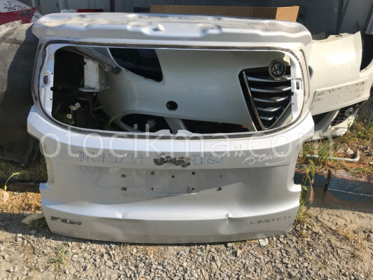 Jeep Renegade çıkma bagaj kapısı