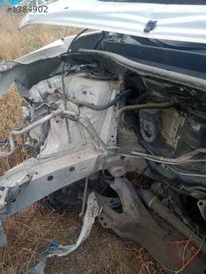 Toyota Auris Sağ Ön Podye 2013-2018