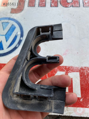 1K0971866 volkswagen golf 5 ön cam alt tesisat geçiş kanalı