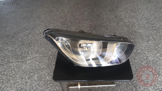 HYUNDAİ İ20 ORJİNAL ÇIKMA SAĞ FAR 450
