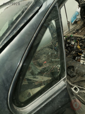 HONDA ACCORD SAĞ VE AOL ARKA KELEBEK CAM ORJİNAL