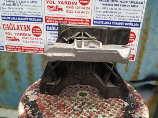 peugeot 3008 sag motor kulagı