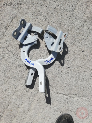 Toyota korola kaput menteşe