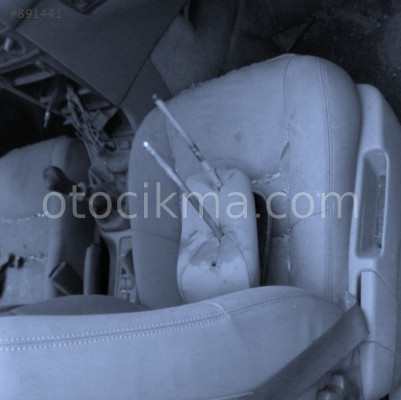 1996  VOLVO S40 ÇIKMA KOLTUK BAŞLIĞI.