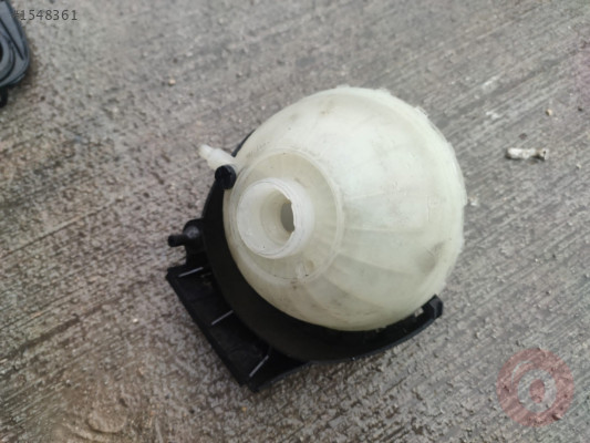 BMW 1 Serisi F20 F30 Radyatör Yedek Su Deposu 17137642158
