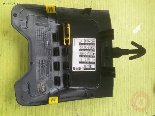 Renault megane 4 iç sigrtalik kapağı plastik kapak