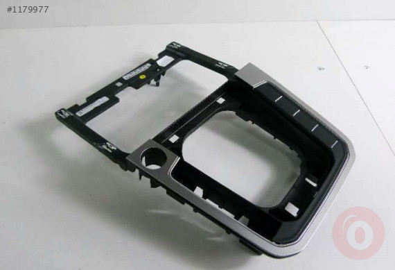 VW PASSAT B8 15-19 VİTES KONSOLU ÇERÇEVESİ (SİYAH) 3G1864263