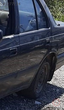 1991 model mazda 929 2.0 çıkma sol arka kapı