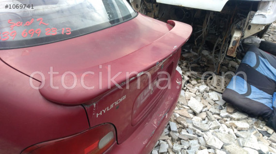 hyundai accent ls çıkma dolu bagaj kapağı
