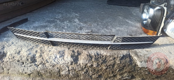 2008-2010 E60 5 SERİSİ ÖN TAMPON IZGARASI BMW ORJİNAL ÇIKMA