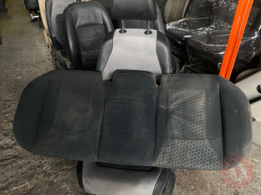 Ford Fiesta Arka Koltuk Oturak
