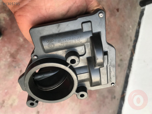 03C 128 063 A BOĞAZ KELEBEĞİ GAZ KELEBEĞİ ÇIKMA 1.4 TSİ VW