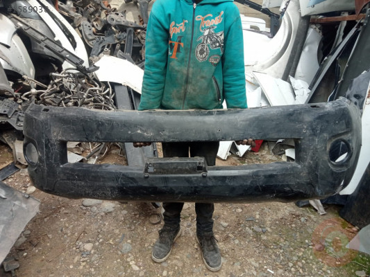 Toyota Hilux orjinal çıkma ön tampon