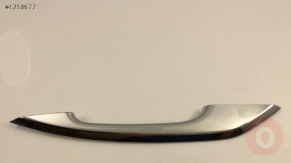 AUDİ A4 A5 16-20 KAPI KOLU DIŞ SOL KAPAK KROM 8W0837899A