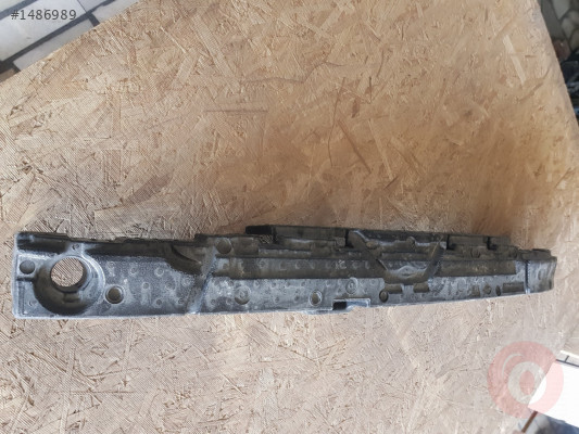 PASSAT VARIANT ARKA TAMPON KÖPÜĞÜ 3G9807251C