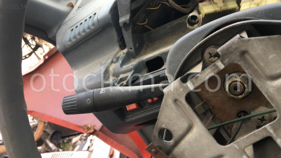 suzuki swift çıkma far sinyal kolu