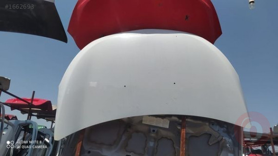Dacia dokker 2015 model on motor kaputu az kusurlu çıkma