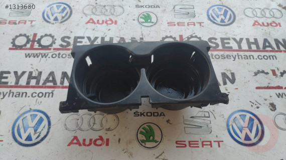 bmw 5 serisi e60 bardaklık