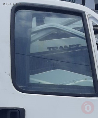 fiat ducato çıkma sağ ön kapı camı