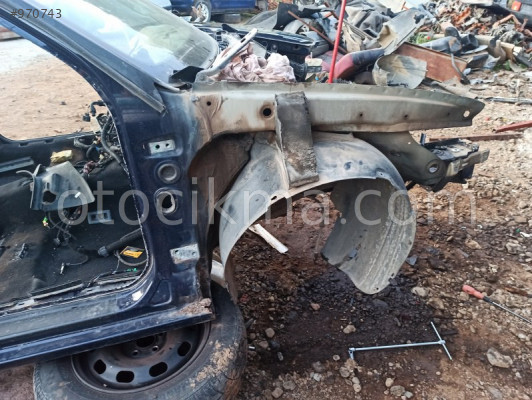 VOLKSWAGEN GOLF 4 SAĞ YARIM ŞASE