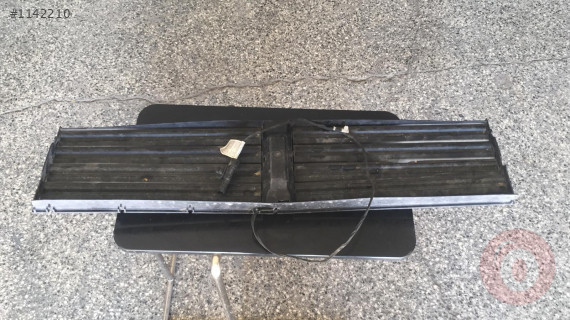 BMW F30 ÖN TAMPON HAVA YÖNLENDİRİCİ