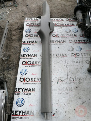 8P4853906 audi a3 2010 sağ marşbiyel eşik kaplaması
