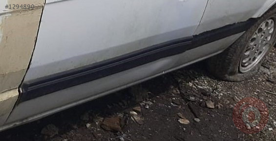 1988 model mazda 323 1.6 çıkma sol takım kapı bandı