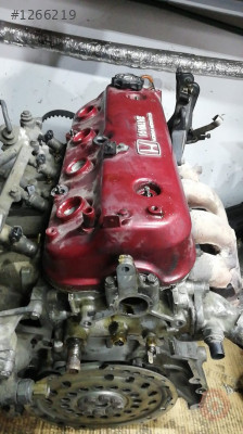 HONDA ACCORD F20 2.0 ORİJİNAL ÇIKMA KIRMIZI KÜLBÜTÖR KAPAĞI