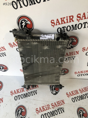 2012 fiat punto su radyatör cıkma