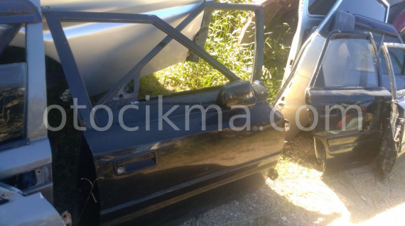mazda 323 hb sag ön kapı
