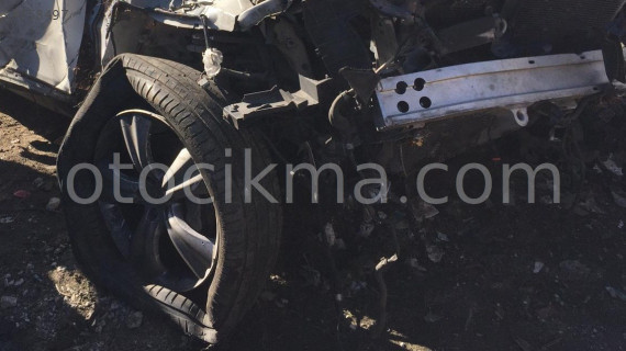 INFINITI FX30D ÖN DİNGİL ÇIKMA.