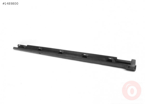 VW PASSAT 06-11 SAĞ MARŞBİYEL BAKALİTİ KAPLAMASI 	3C0853856B
