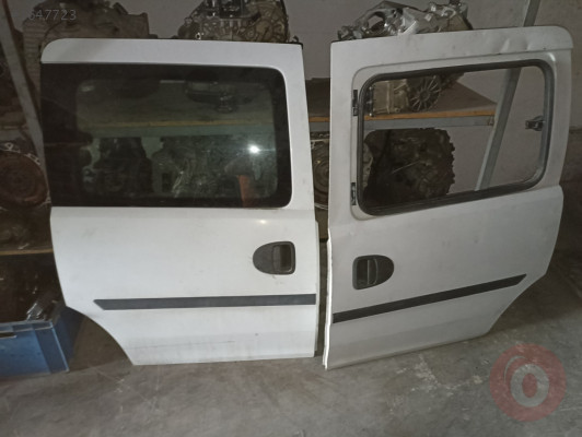 opel combo sag  arka sürgülü kapi cikma