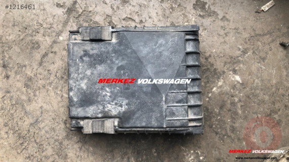 AUDİ - A3 / SİGORTA KUTUSU ÜST KAPAĞI (1K0937132F)
