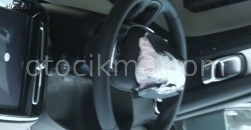 2019 VOLVO XC40 ORİJİNAL SİNYAL SİLECEK KOLU.