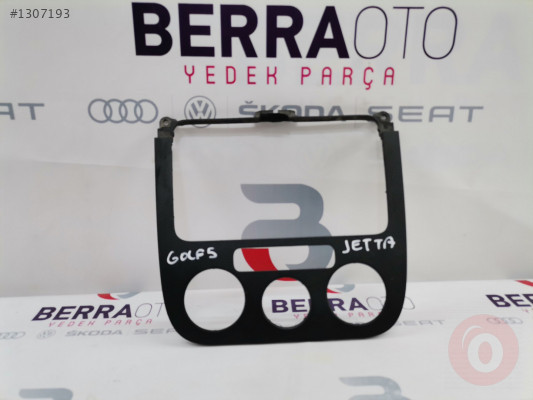 VOLKSWAGEN GOLF JETTA TEYP KLİMA ÇERÇEVESİ 1K0858069F