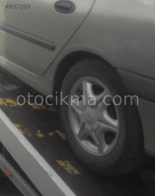 2001 renault laguna 1 1.8 16v çıkma sol arka jant lastik