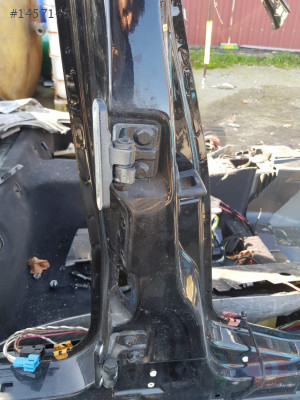 Mercedes C200 W203 Sağ Arka Kapı Menteşesi Orjinal Çıkma