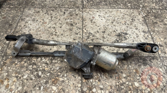 2011 RENAULT FLUENCE ÖN CAM SİLGİ MOTORU ORJ ÇIKMA