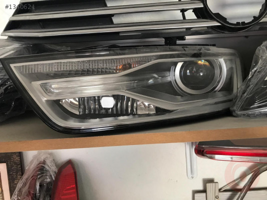 AUDİ Q3 FAR  VE TÜM ÇIKMA ORJİNAL PARÇALAR