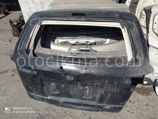 Kia Sorento bagaj kapısı