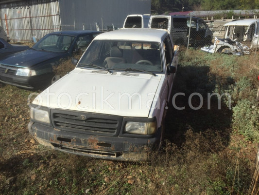 MAZDA B 2500 ÖN TAMPON