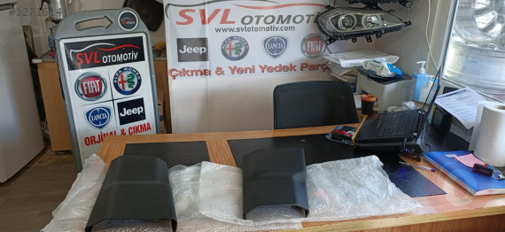 Jeep Renegade sağ sol orta direk kapakları