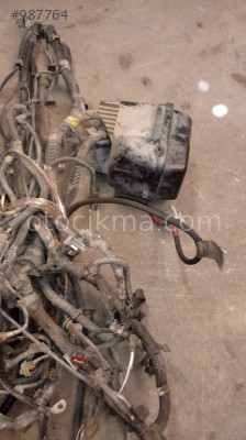 2014 model fiat linea 1.3 euro 5 çıkma araç içi tesisat