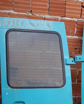 mercedes sprinter 309 alçak tavan çıkma sağ bagaj camı