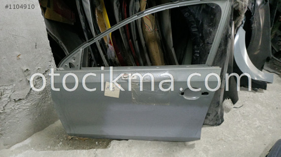 11-17 JETTA SOL ÖN KAPİ SIFIR OTOBEKİR