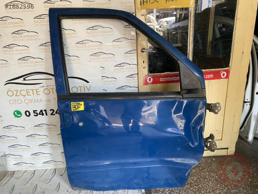 NİSSAN VANETTA SAĞ ÖN KAPI DIŞ AÇMA KOLU