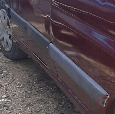 2000 peugeot partner 1.9 çıkma sol kapı bandı takımı
