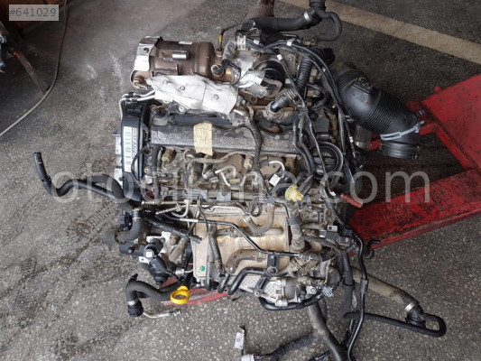 Volkswagen Passat B8 1.6 TDİ Komple motor hatasız orjinal