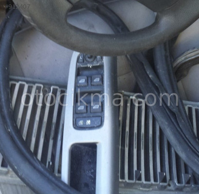 2005 VOLVO V50 ORİJİNAL CAM DÜĞME TAKIMI.